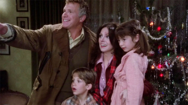 It Happened One Christmas 1977 Marlo Thomas Orson Welles Wayne Rogers Christmas movie DVD image 02